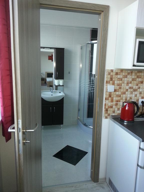 Downtown Apartment ミシュコルツ エクステリア 写真